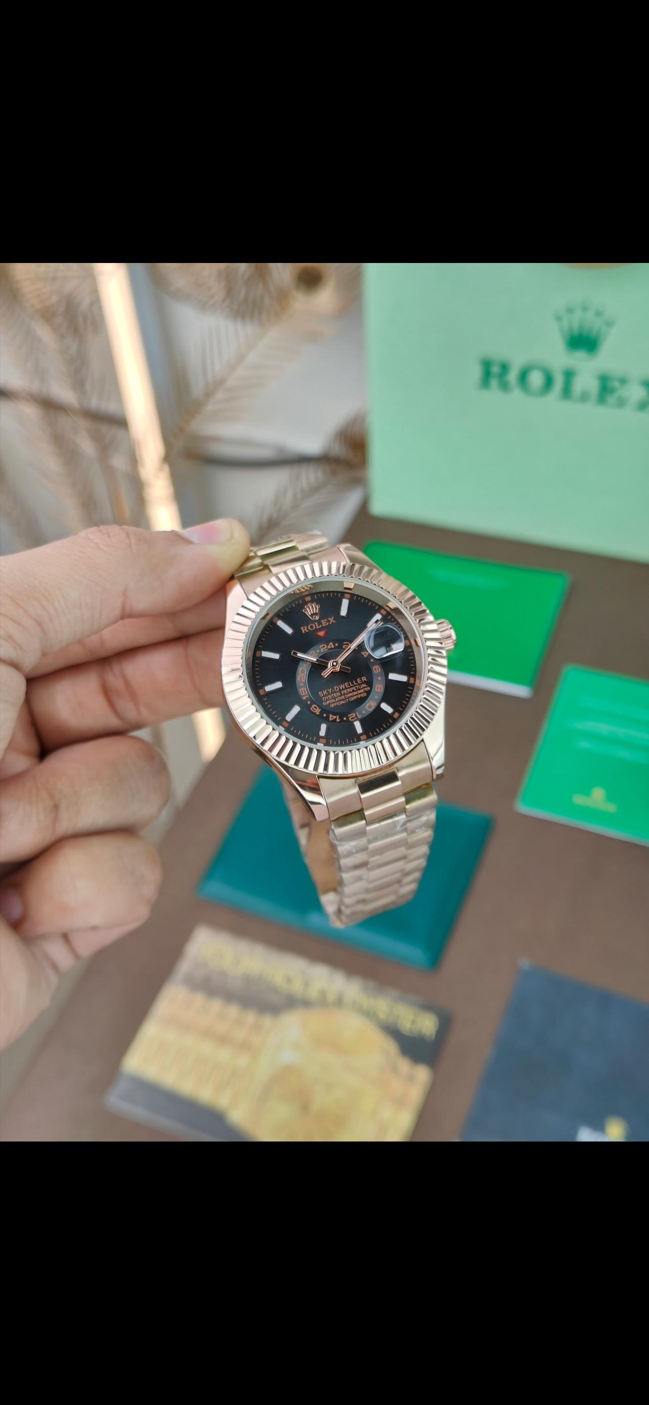 RO_EX SKY-DWELLER WATCH A LUXURY WRISTWATCH EVEROSE GOLD