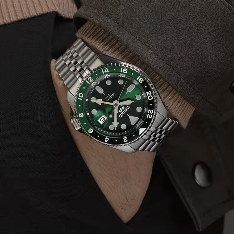 S_iko 5 Sports SKX GMT Bi-Colour Green