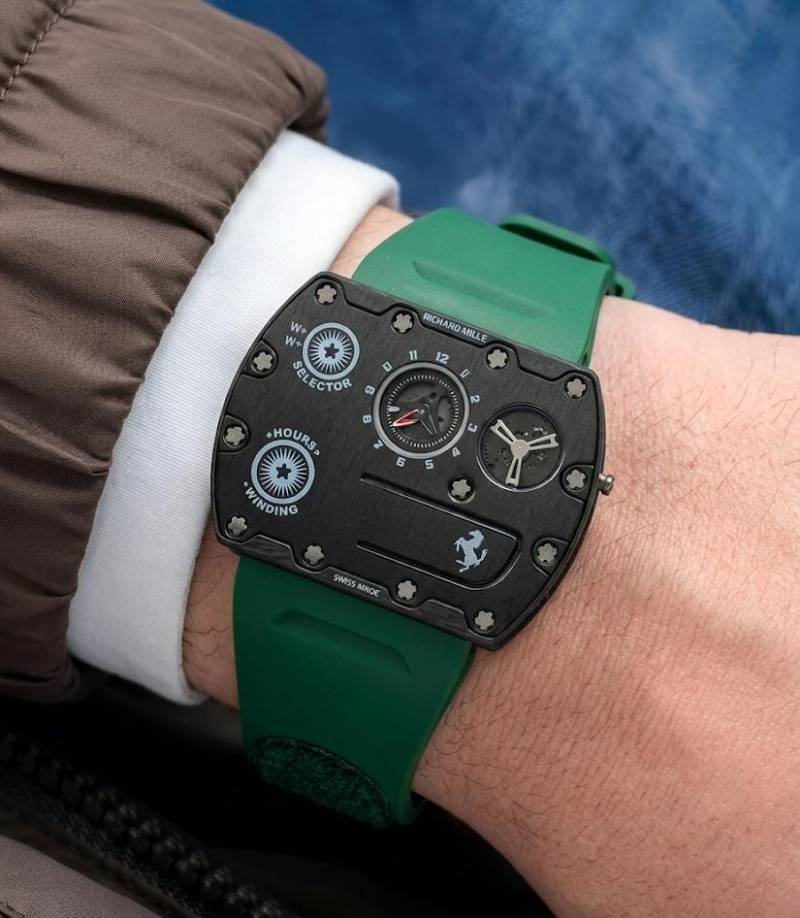 Ric@rd Mille RM UP-01 Ferrari Ultra-Thin – Limited Edition Titanium