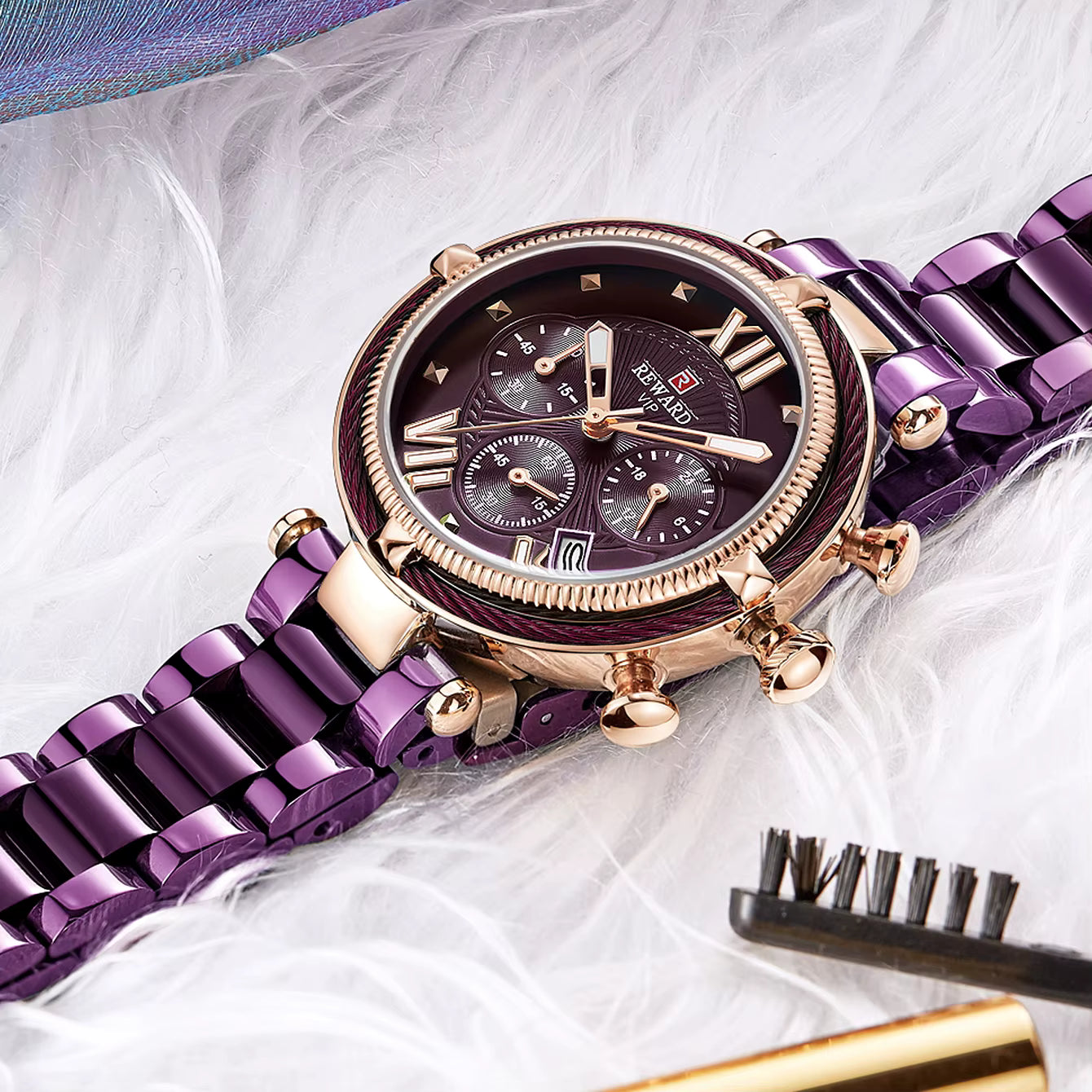 R_WARD Fashion Women Wristwatch Stainless Steel Strap Quartz - Maroon color