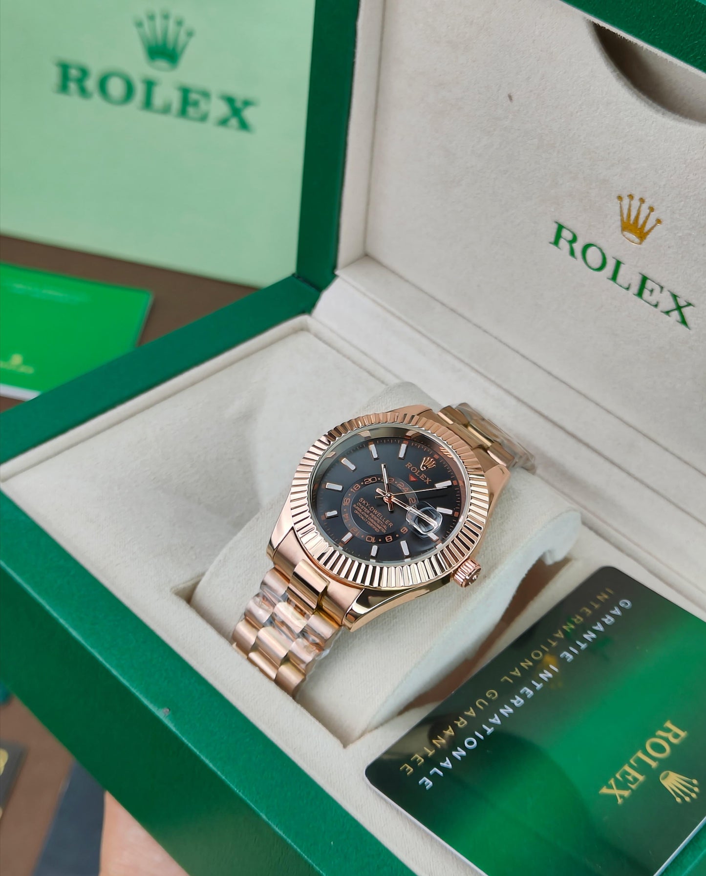 RO_EX SKY-DWELLER WATCH A LUXURY WRISTWATCH EVEROSE GOLD