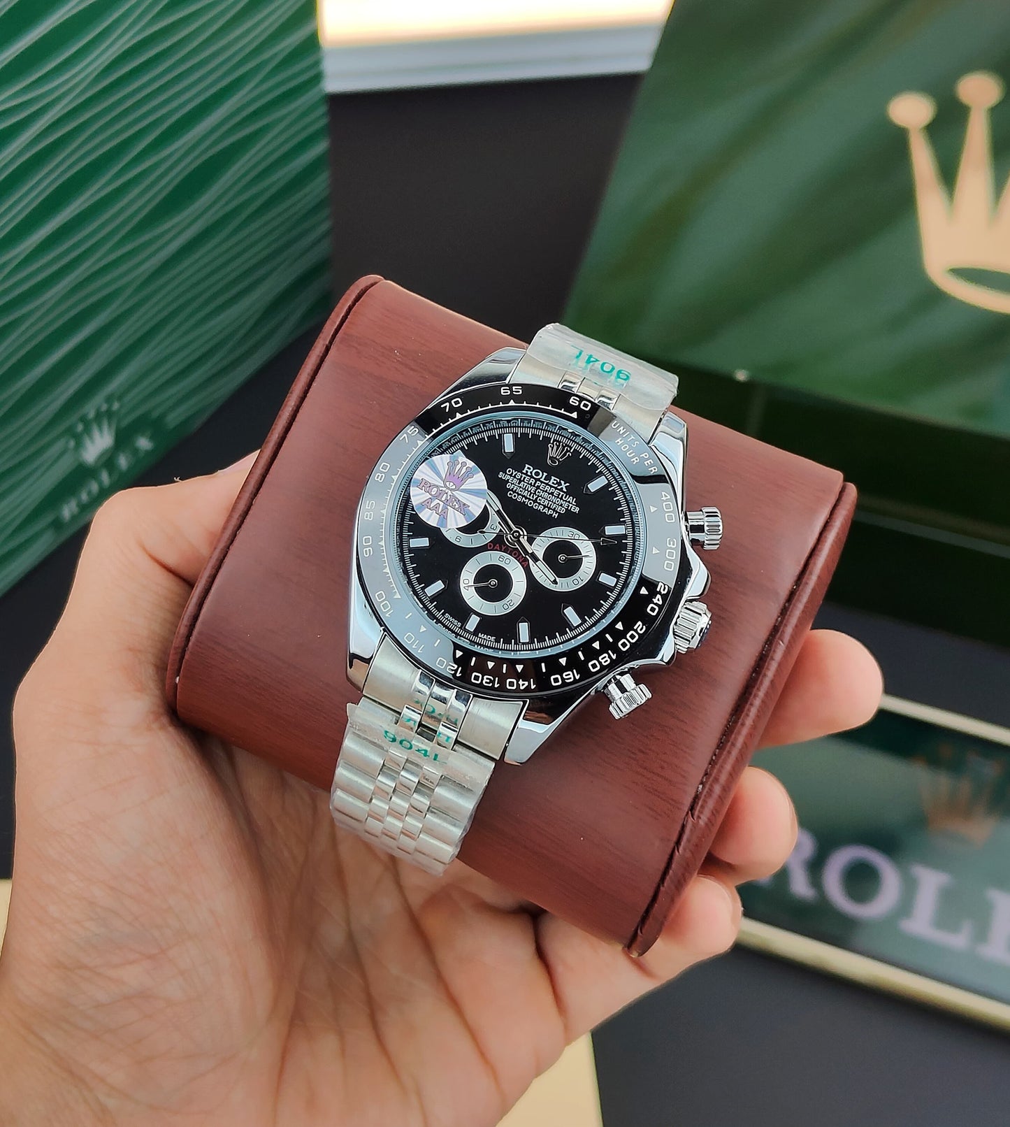 Rol_x Cosmograph Daytona A Black Dial And Stainless Steel Jubilee Bracelet