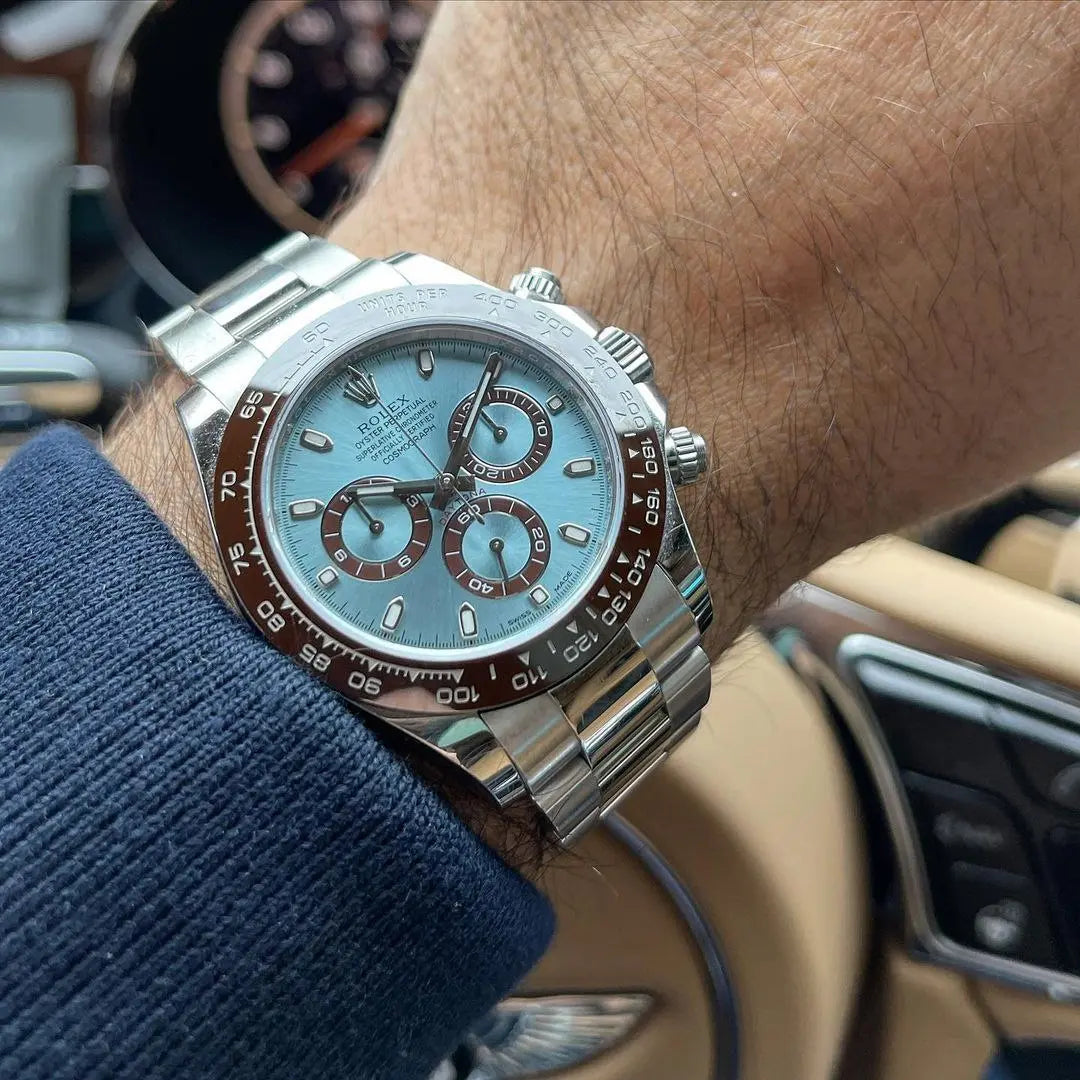 R_lex Brown Bezel Luxury Timepiece